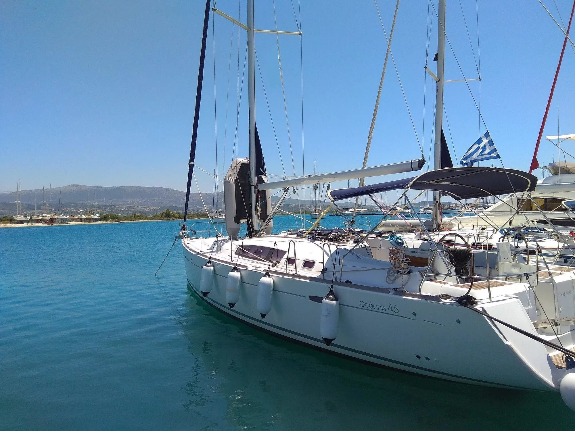 Explore Nikiana on a 13.68m Rental Sailing Yacht Beneteau Oceanis 46