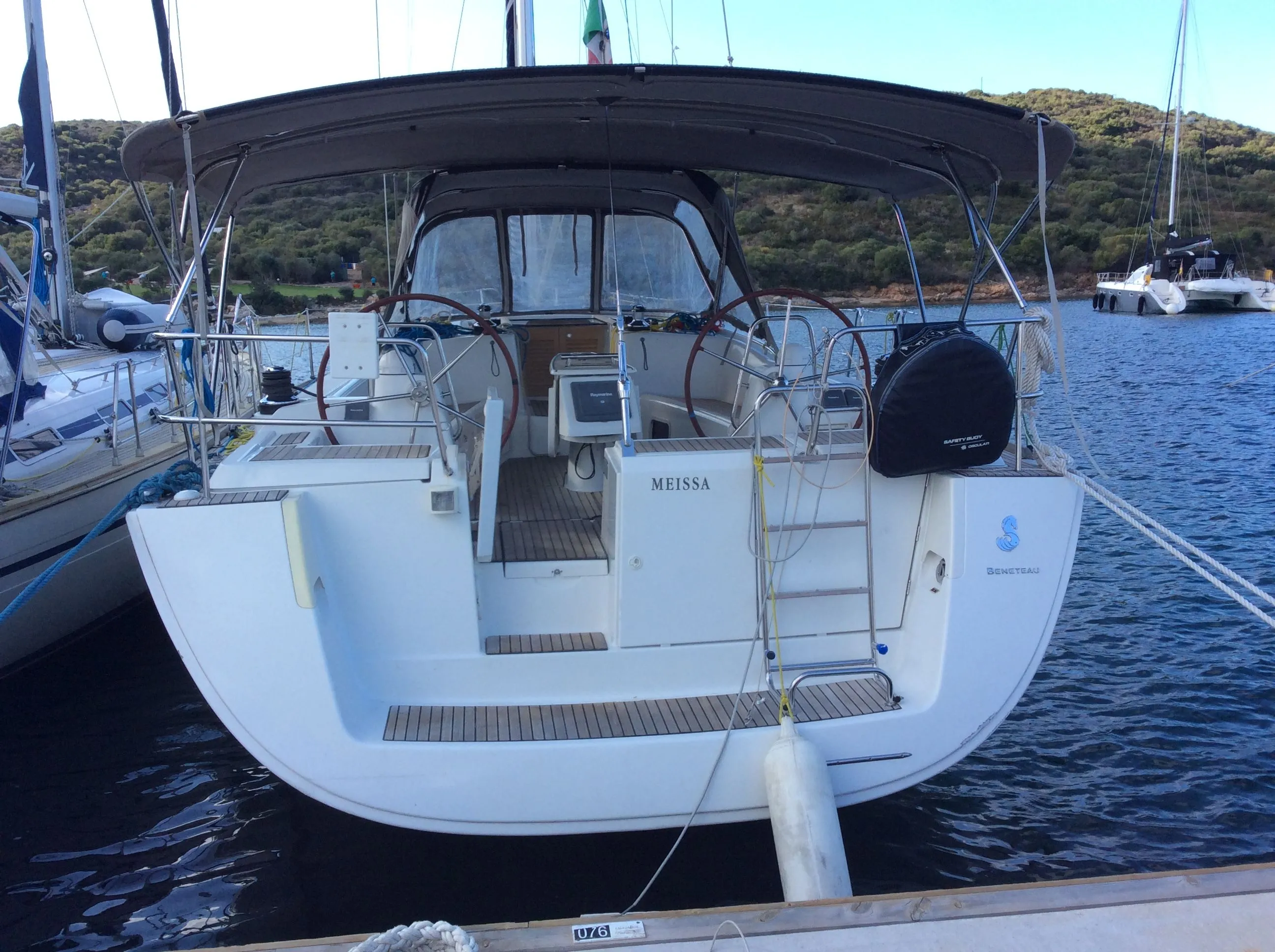 Charter a 14.09m Boat in Castiglioncello