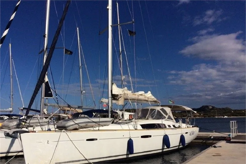 Rent a 14.09m Beneteau Oceanis 46 in Leuca