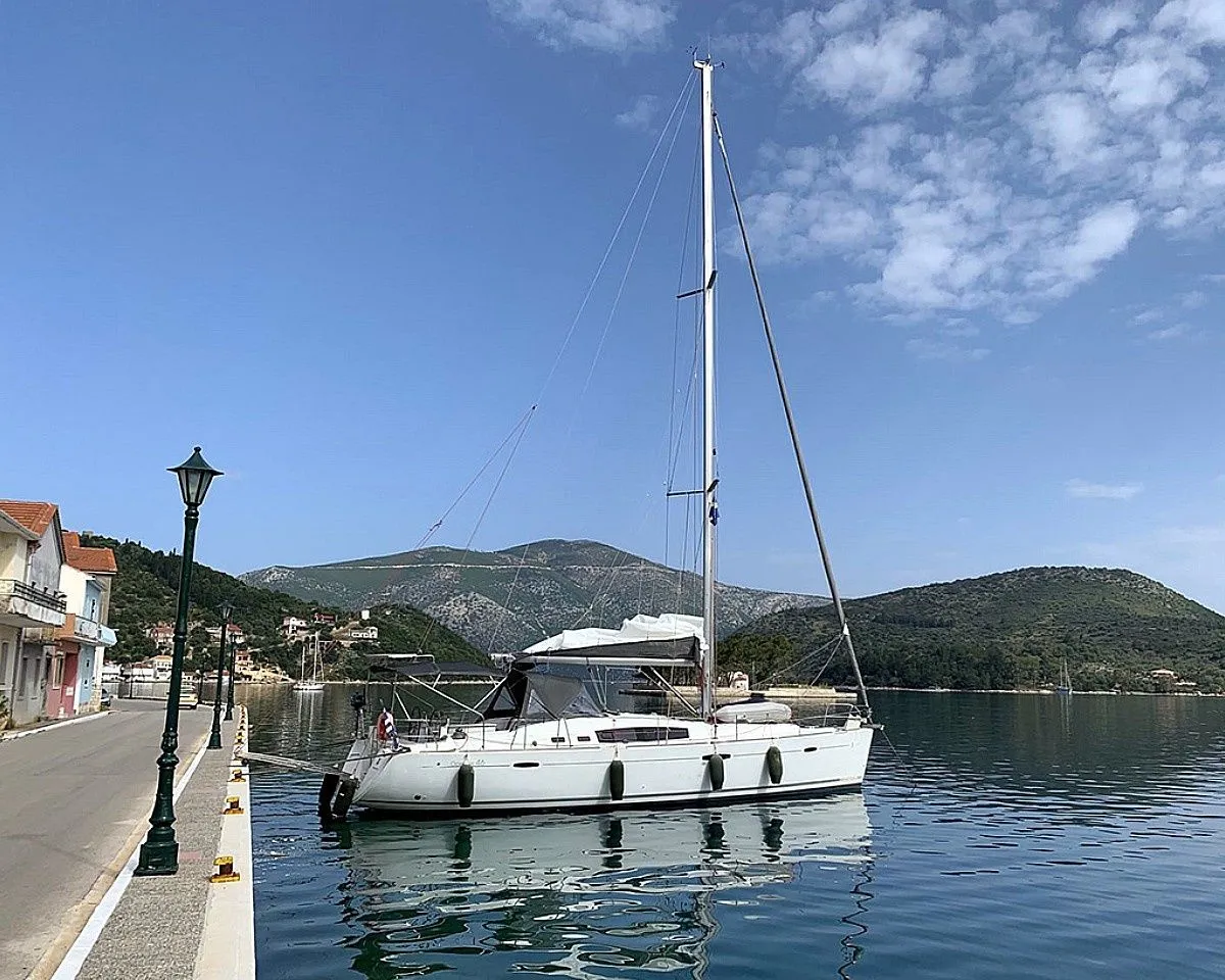 Stavros Tou Notou Charter Boat - 3