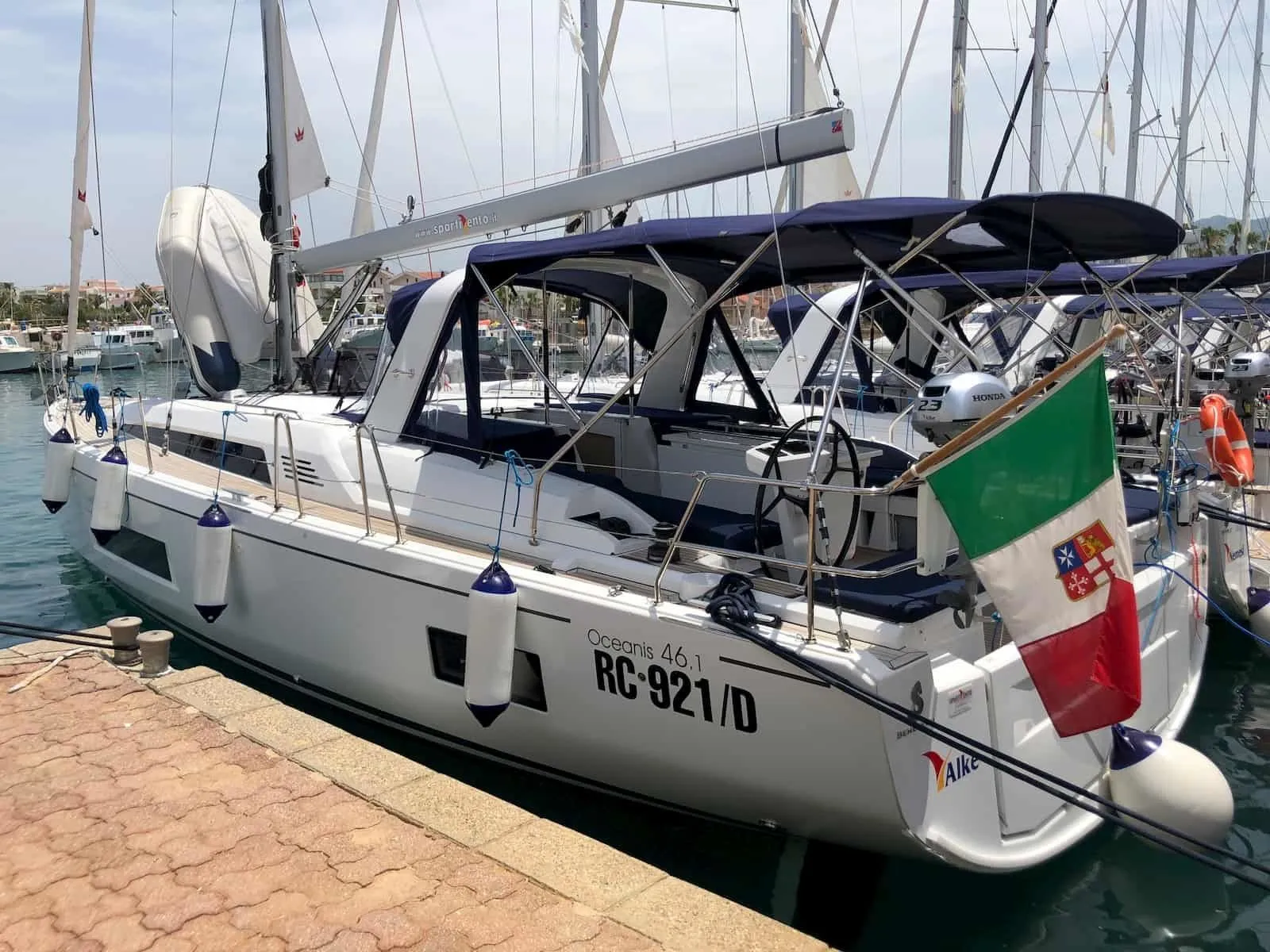 Alke Charter Boat