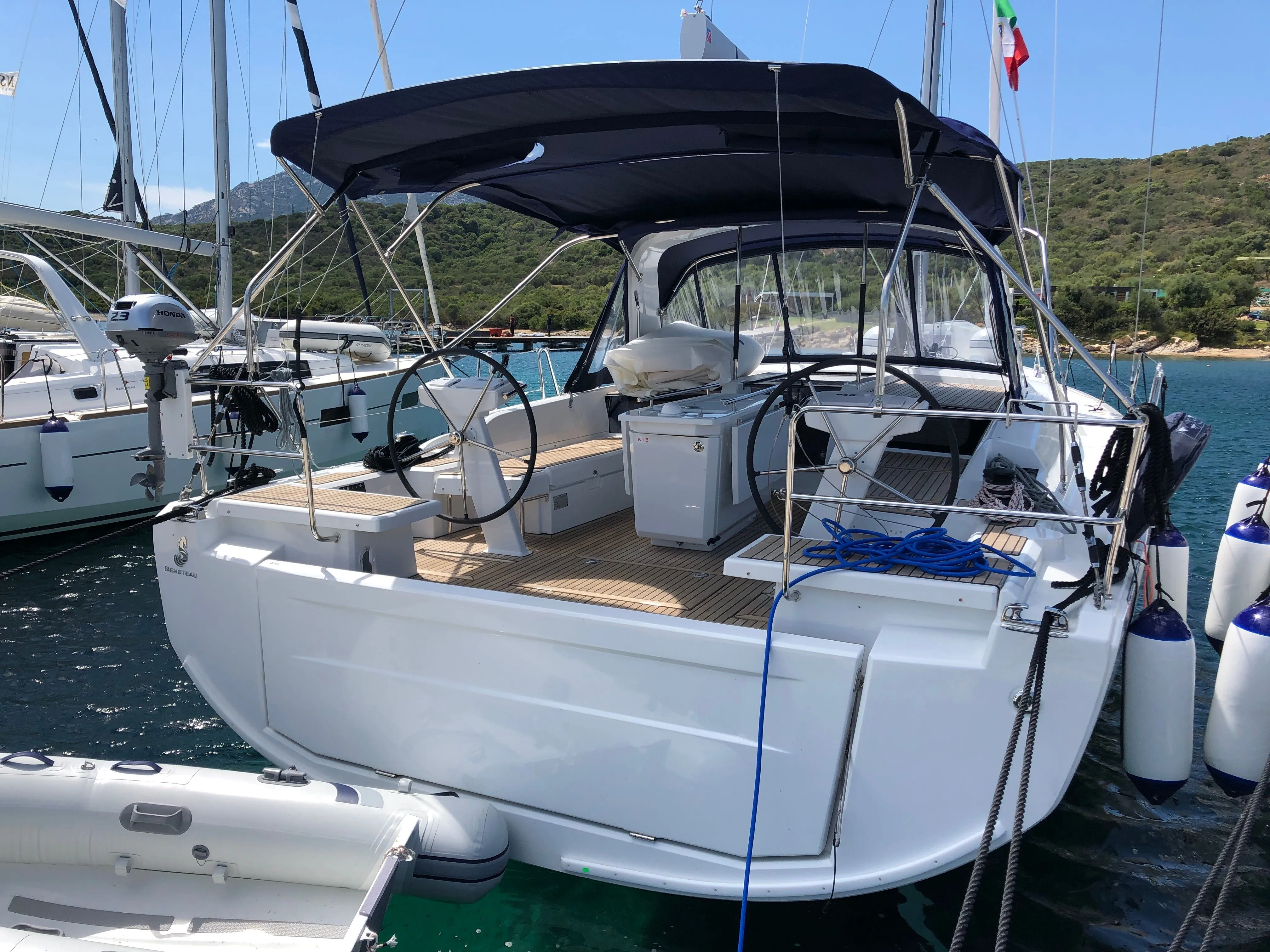 Becrux Charterboot - 3