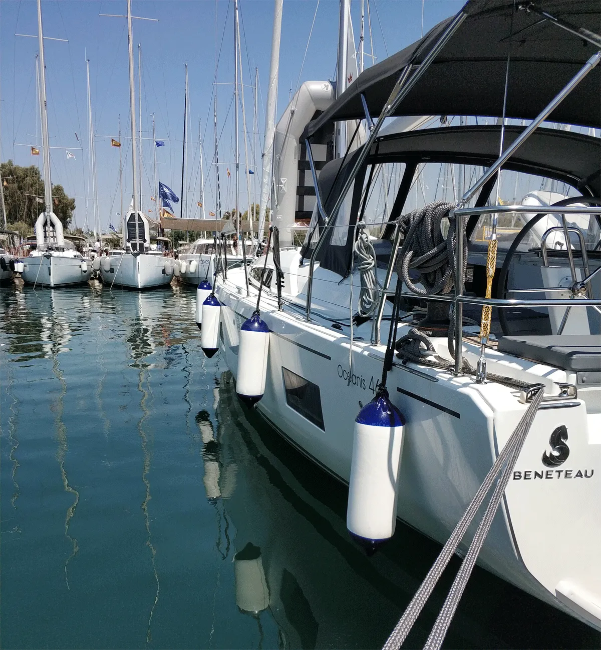 Charter a 14.6m Beneteau Oceanis 46.1 Sailing Yacht in Athens
