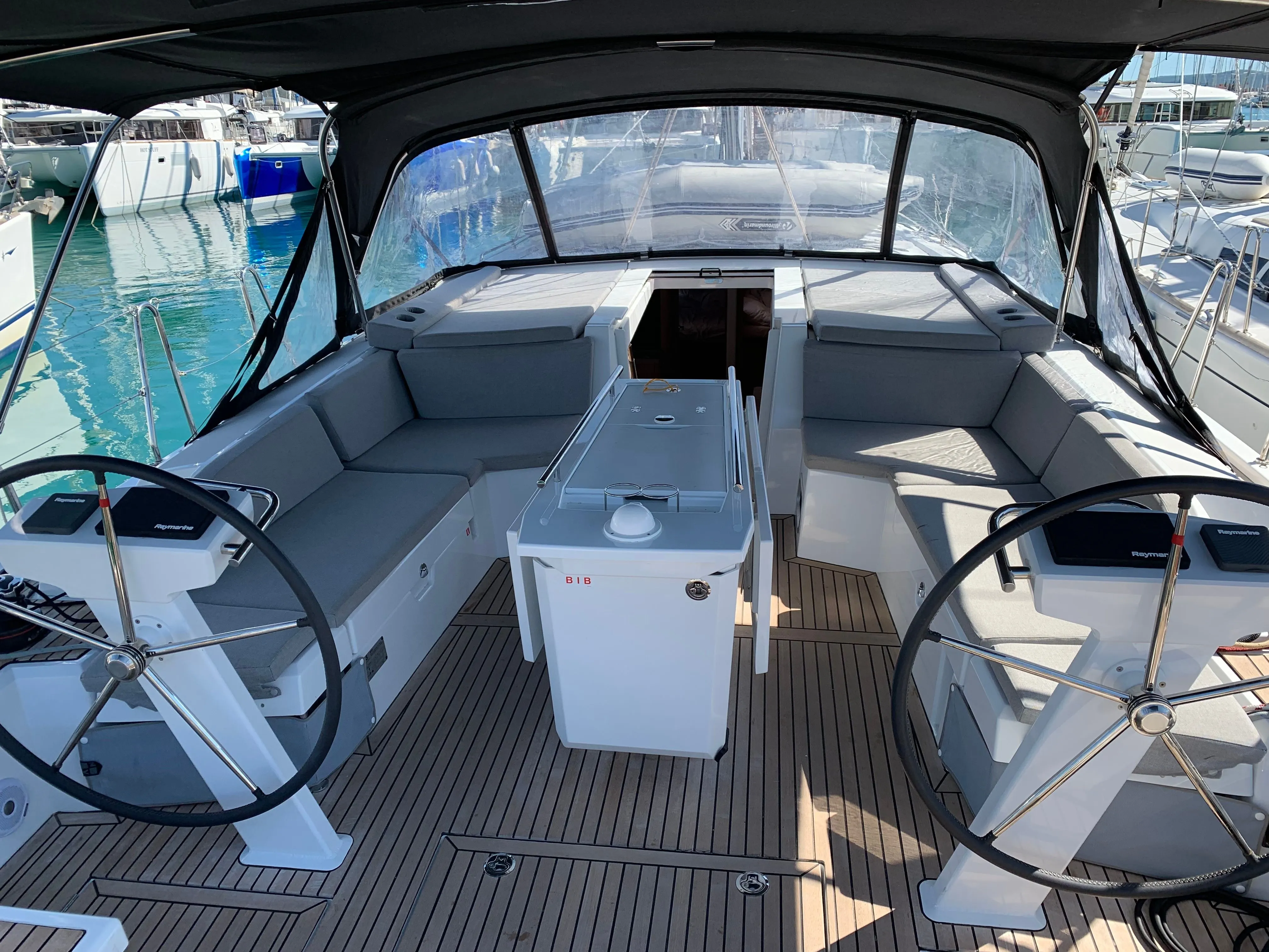 Daria & Engara Charter Boat - 5