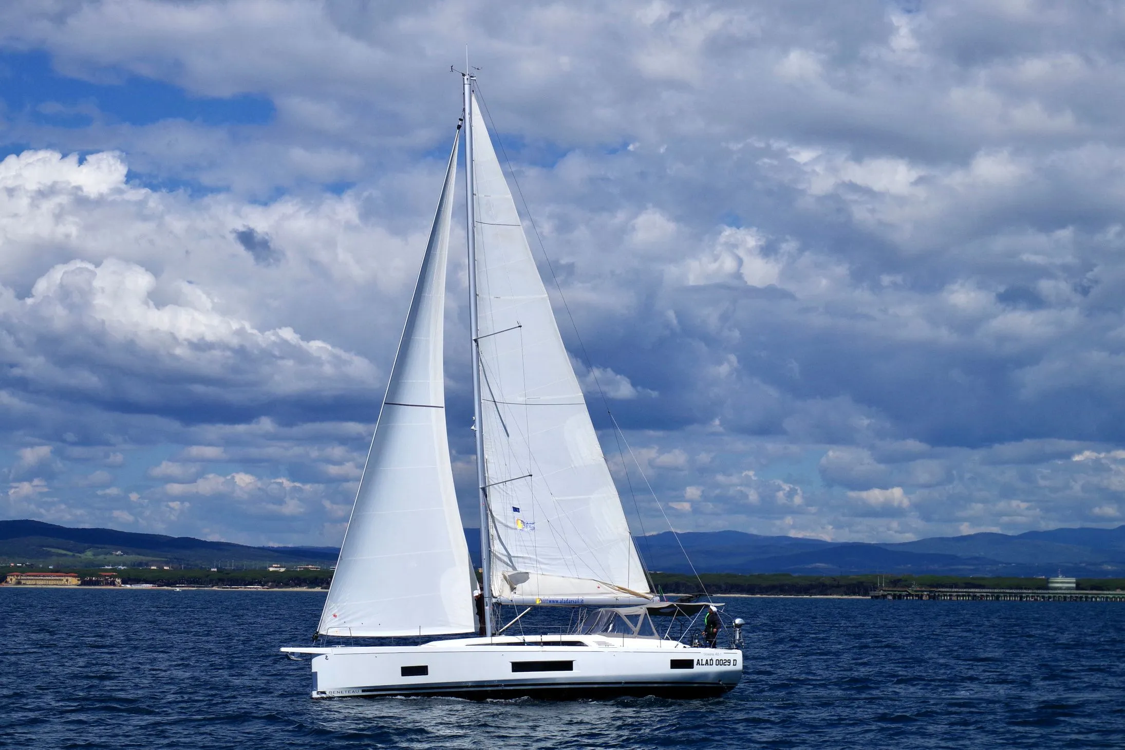 Emma Charter Boat