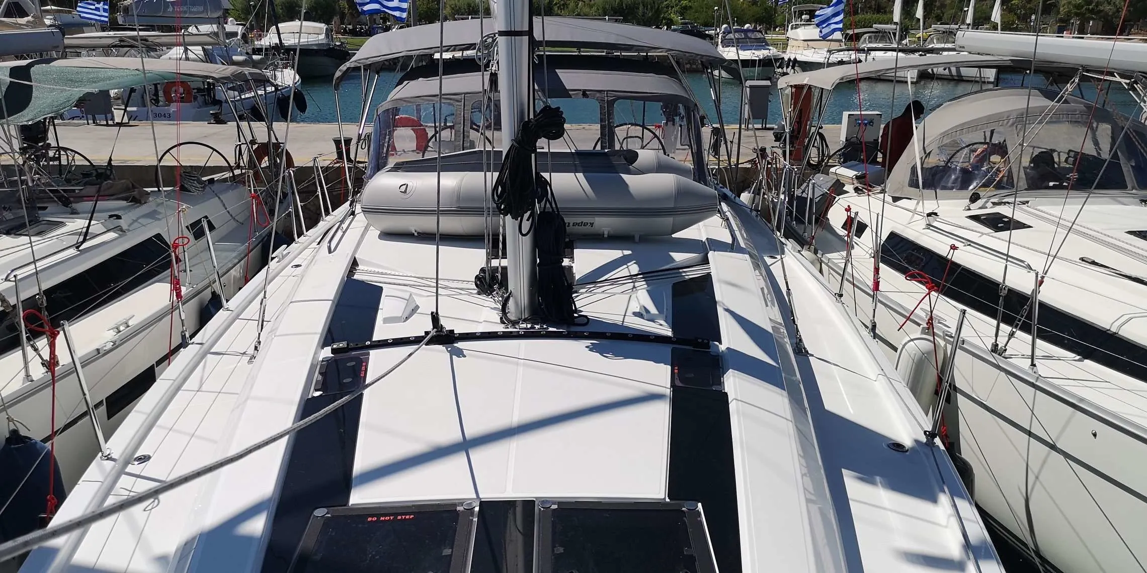 Fivos Charter Boat
