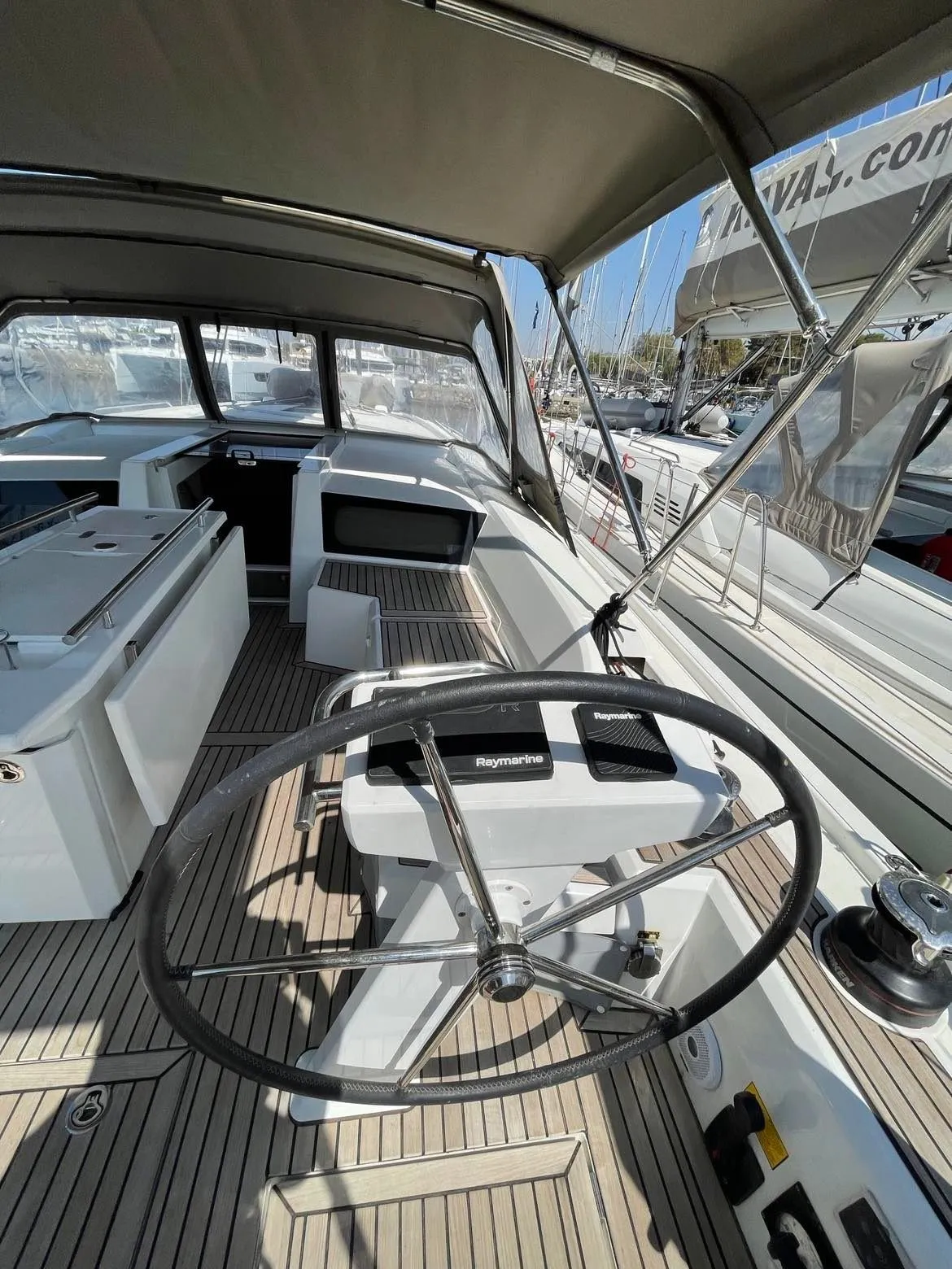 Kos 46.9 Charterboot - 5