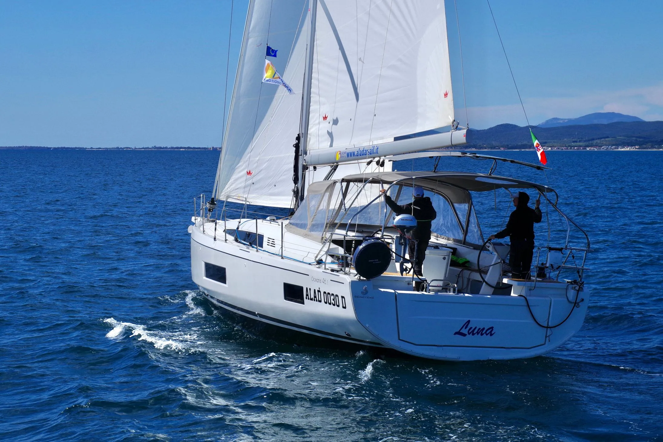 Explore Puntone di Scarlino on a 14.6m Rental Boat