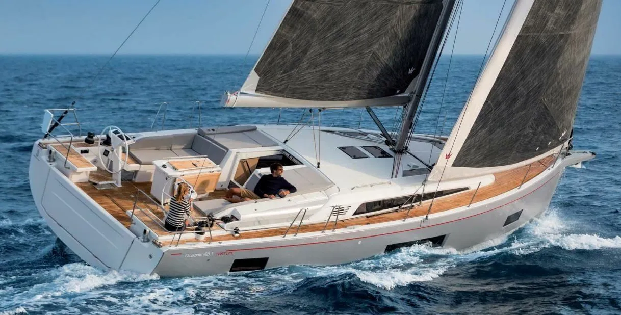 Explore Marigot on a 14.6m Rental Sailing Yacht