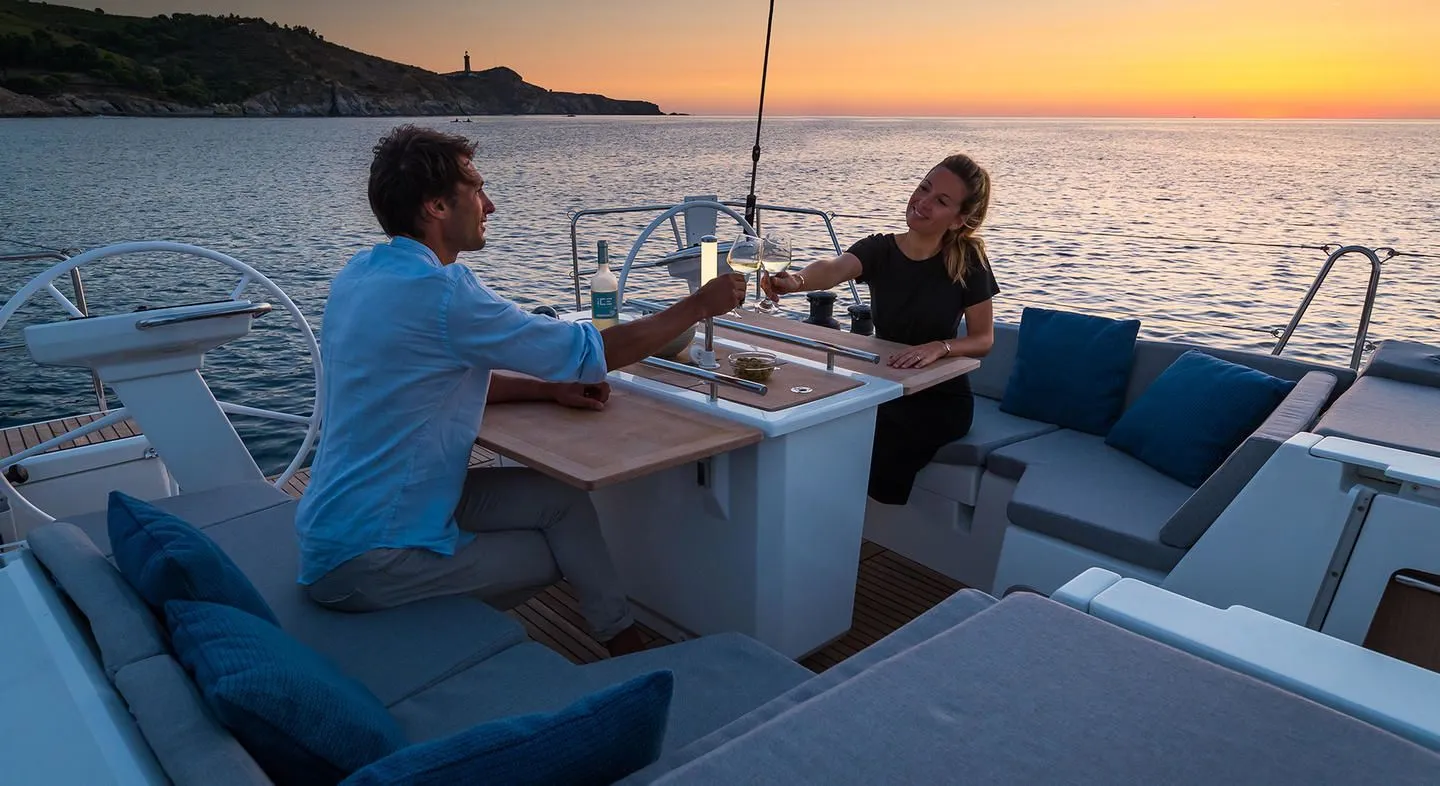 Explore Elliniko on a 14.6m 4 Cabin Sailing Yacht Rental