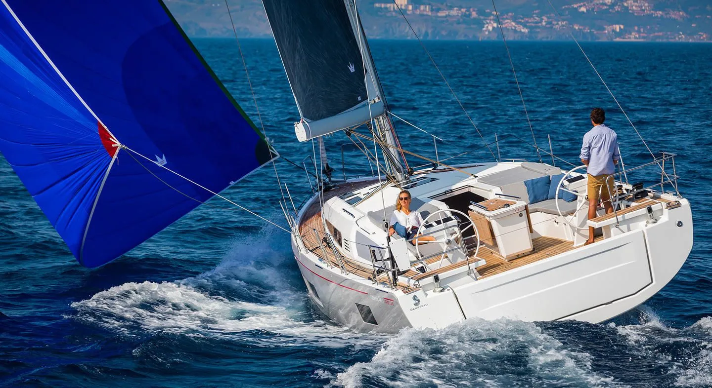 Charter a 14.6m Sailing Yacht in Castiglioncello