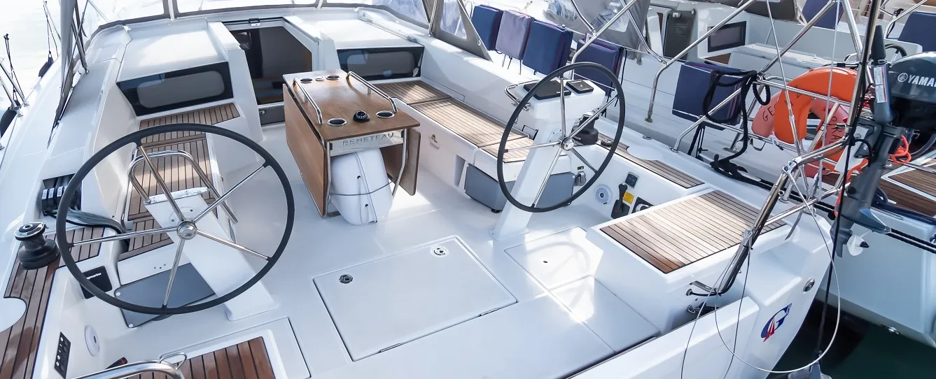 Phorkys Charterboot - 4