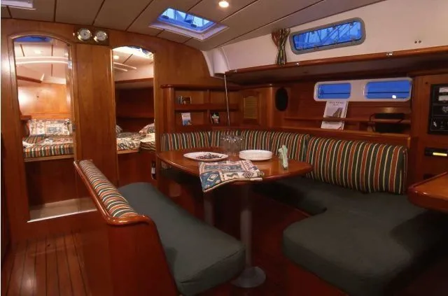 Raminagrobis Charter Boat