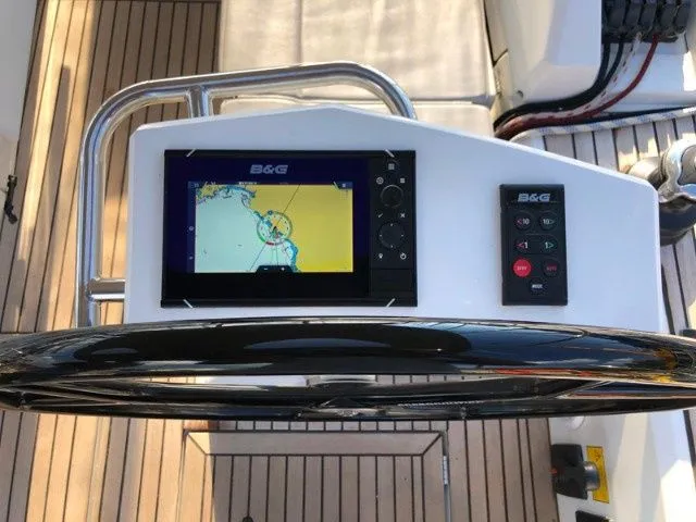Sia Charter Boat - 5