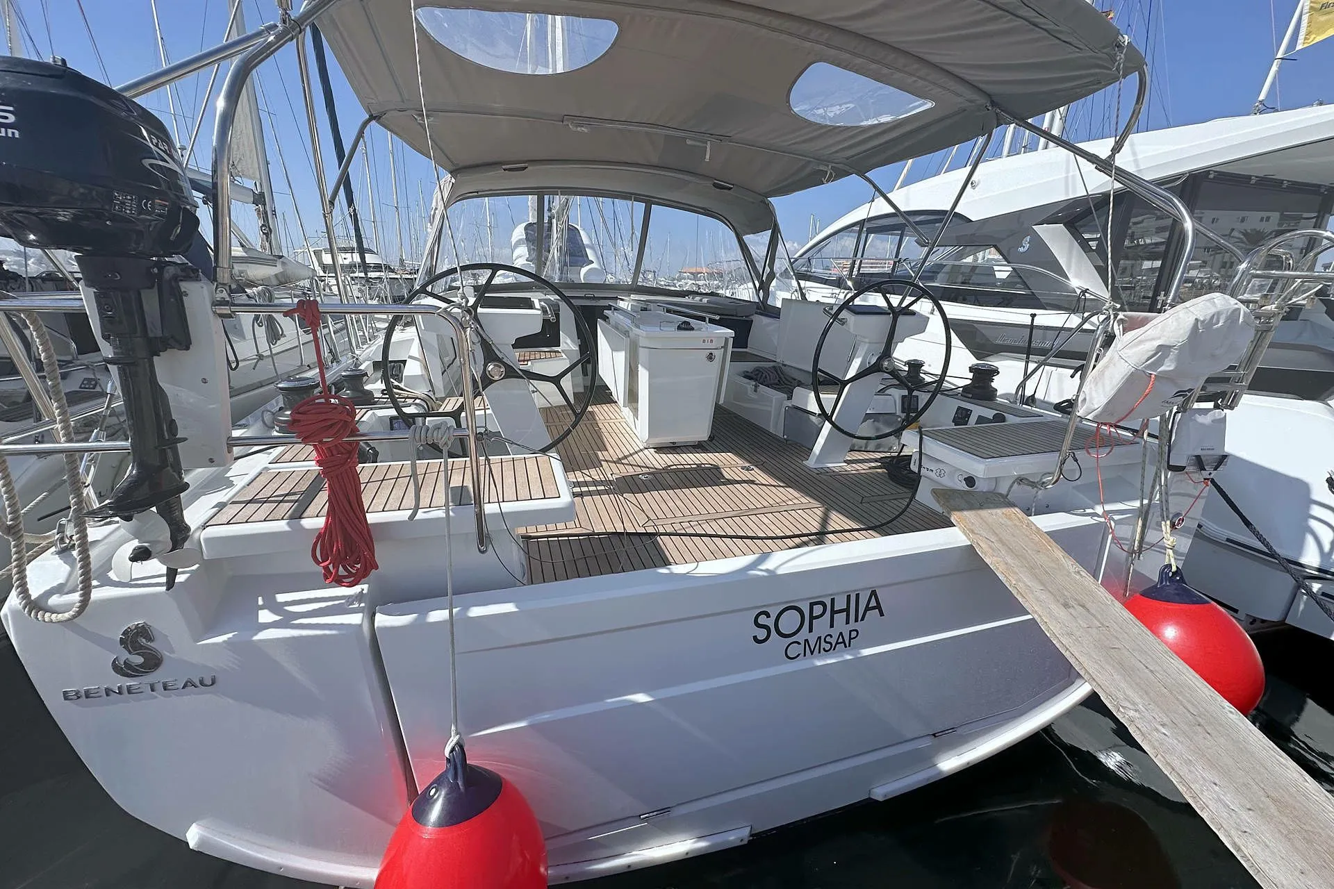 Sophia Charter Boat