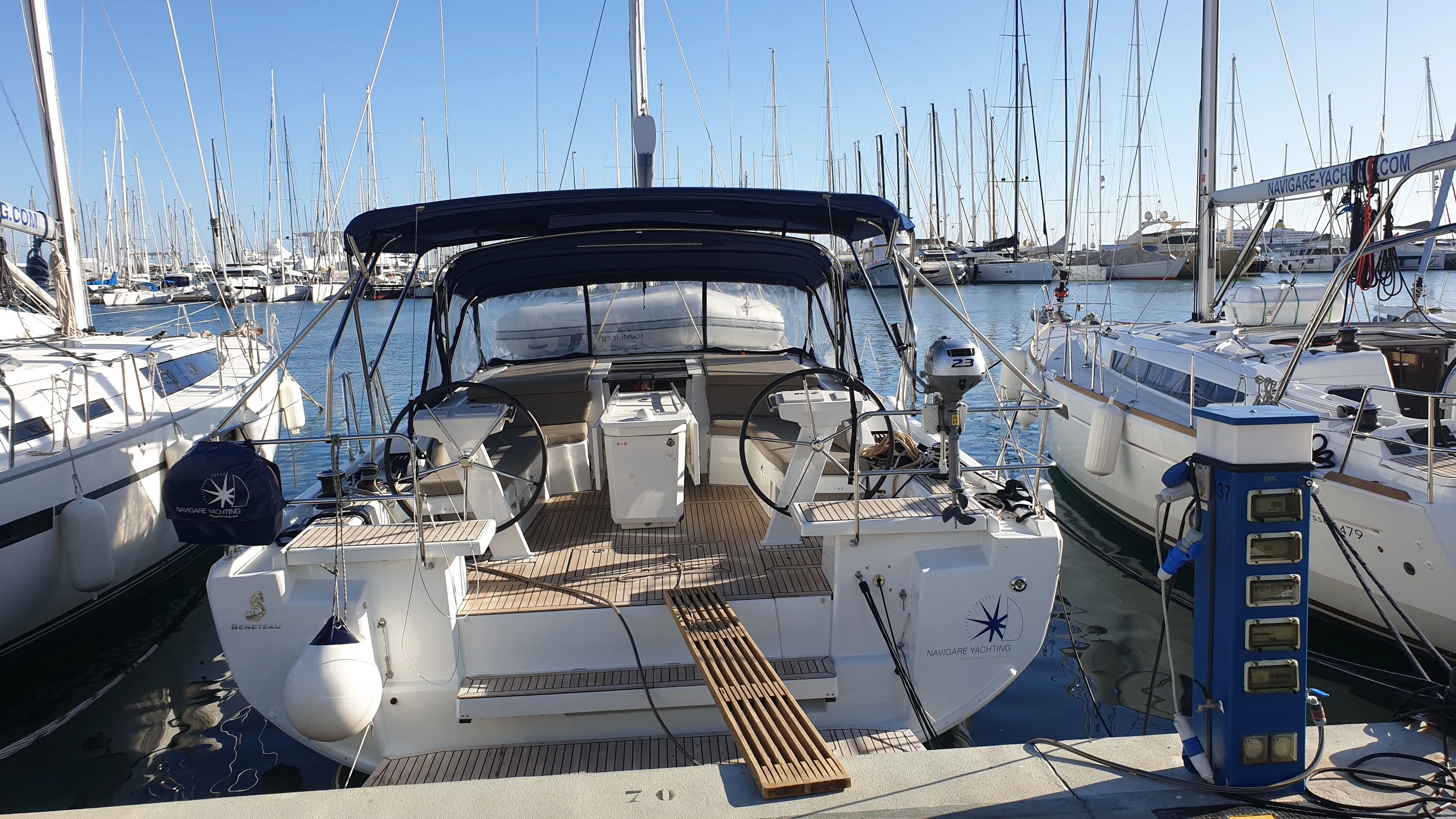 14.6m Palma de Mallorca Sailing Yacht Beneteau Oceanis 46.1 Hire