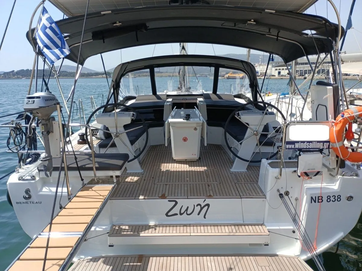Zoe Charter Boat