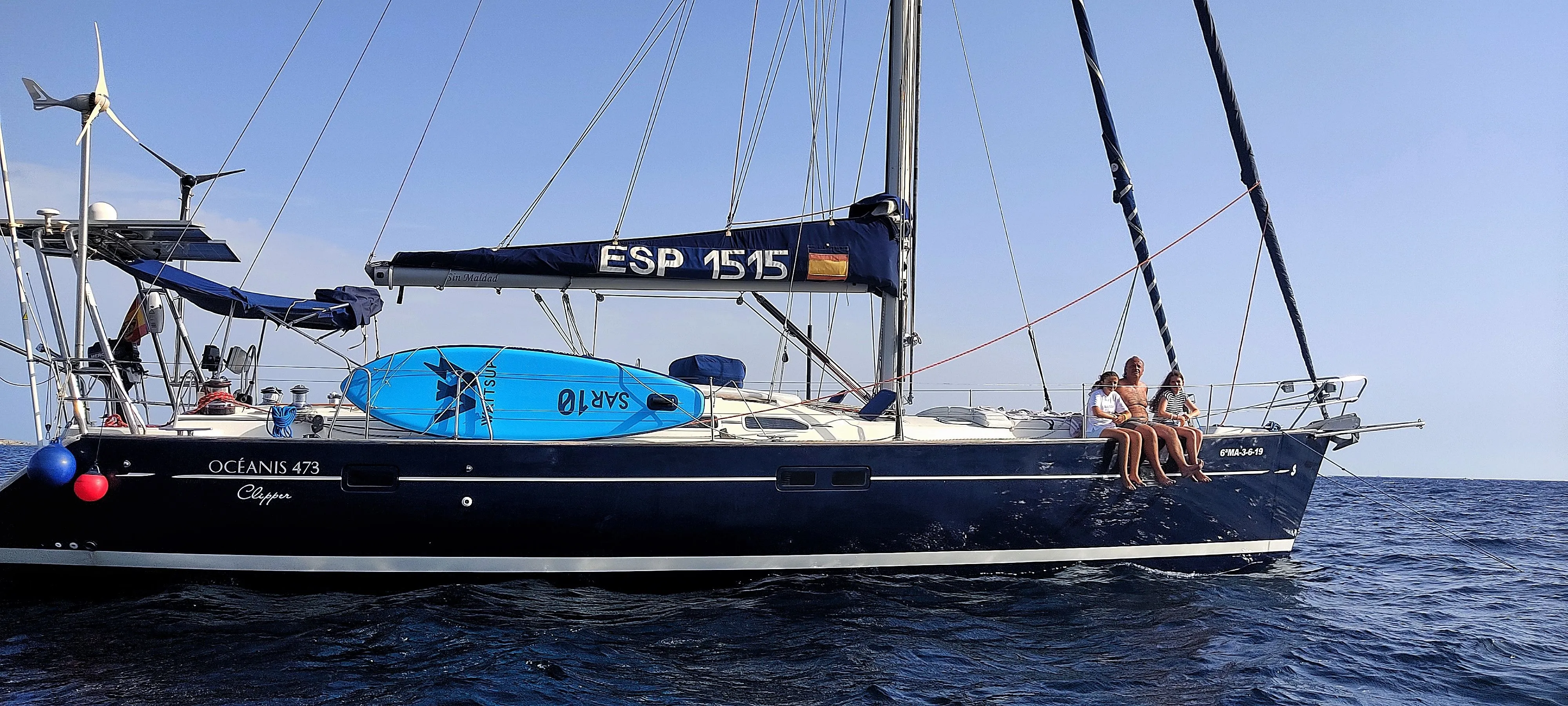 Rent a 14.32m Beneteau Oceanis 473 in Aguadulce