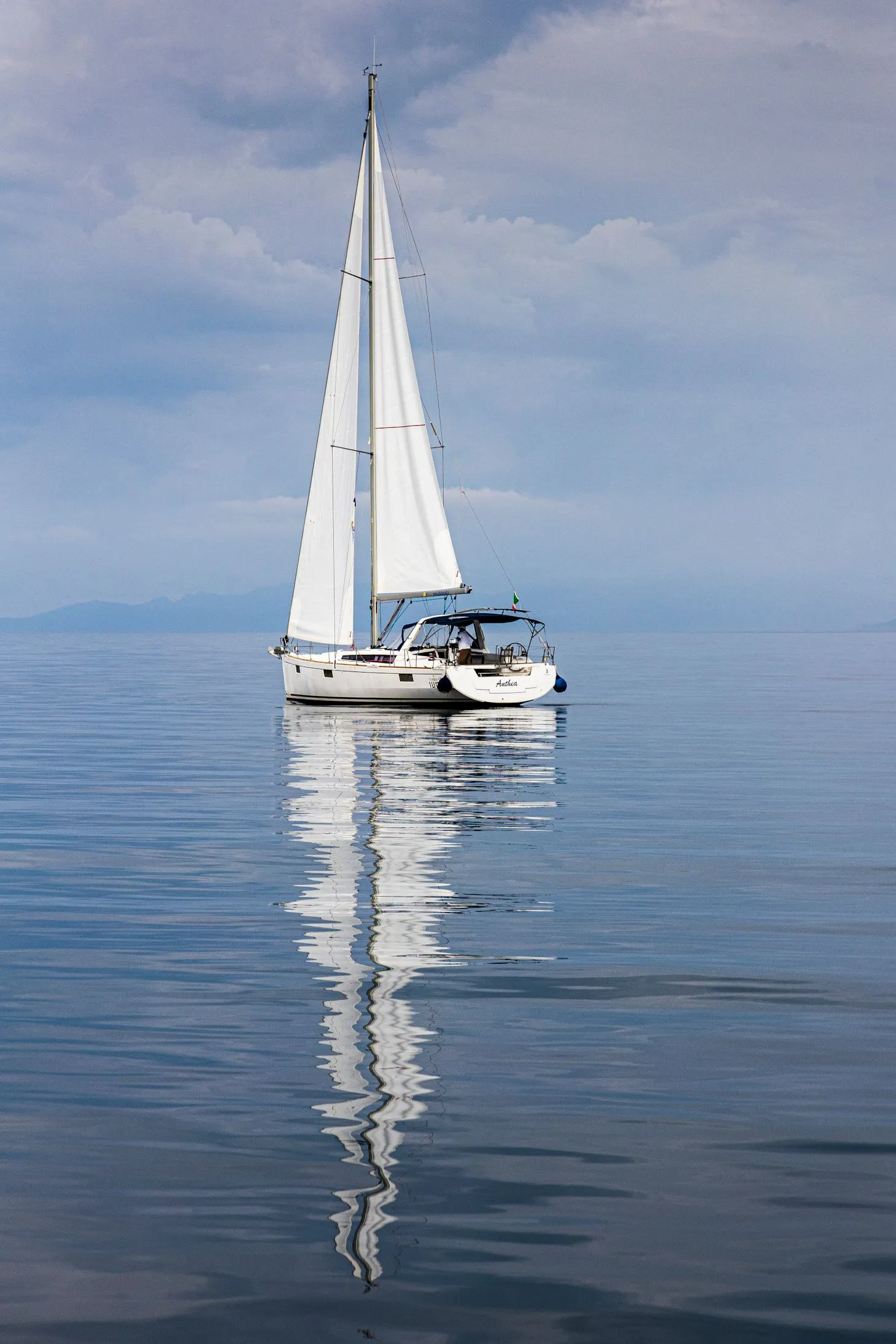Charter a 14.6m Beneteau Oceanis 48 Sailing Yacht in Puntone di Scarlino
