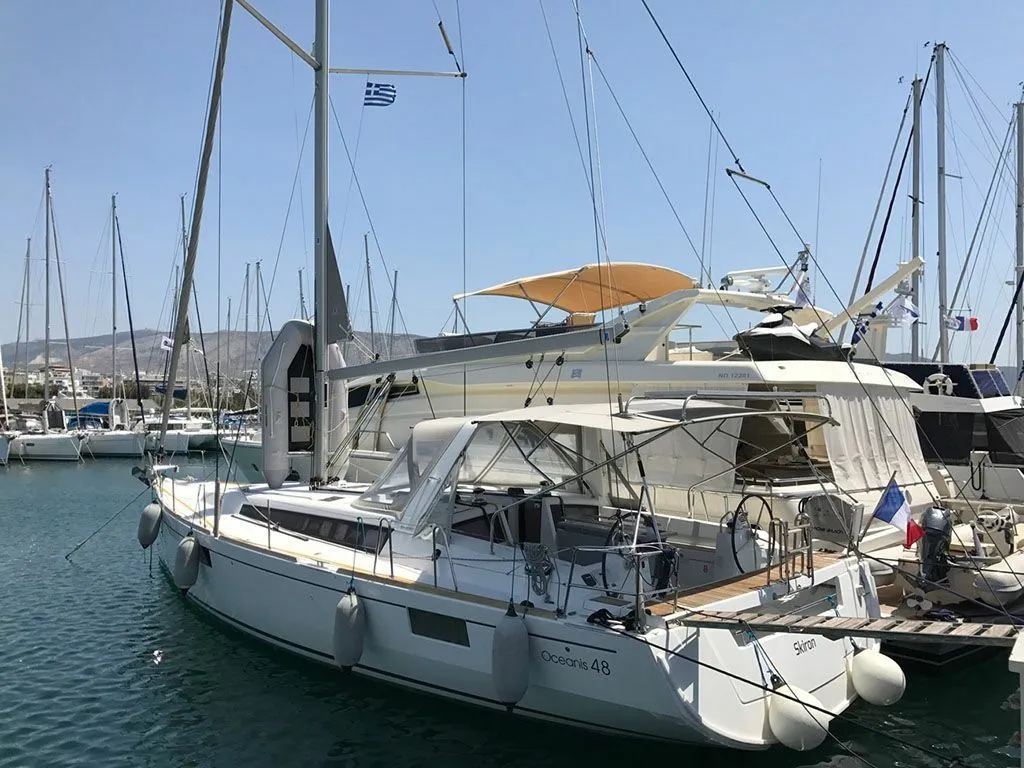 Skiron Charter Boat - 3
