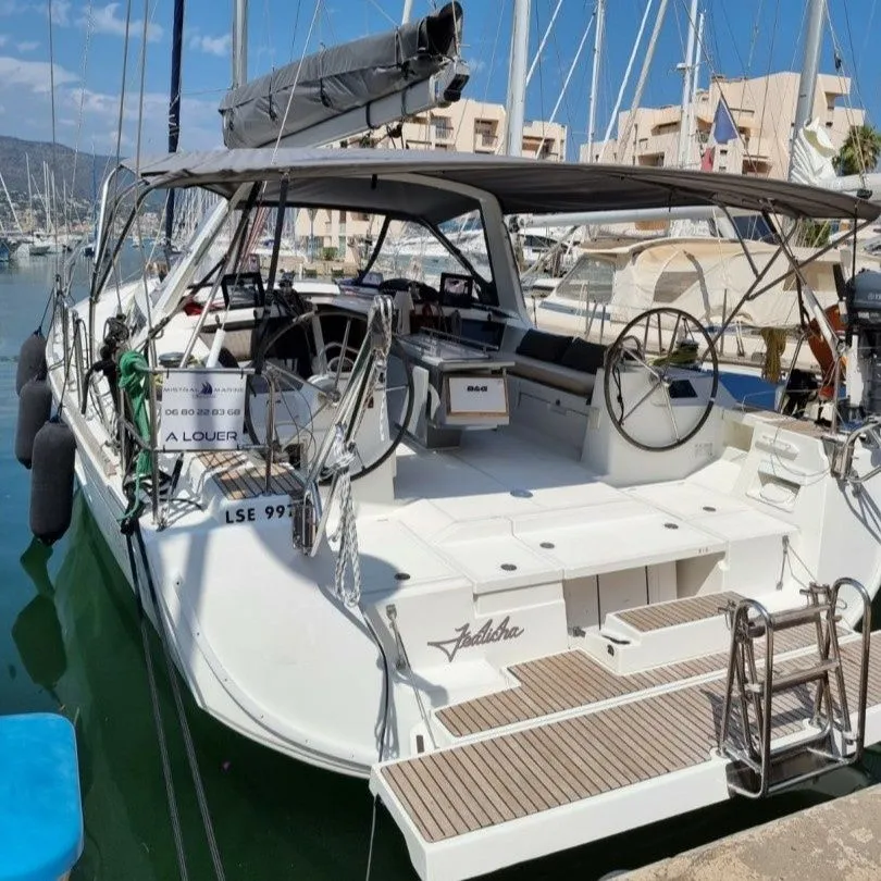 Boot - 14.6m Bormes-les-Mimosas Sailing Yacht Beneteau Oceanis 48 Hire