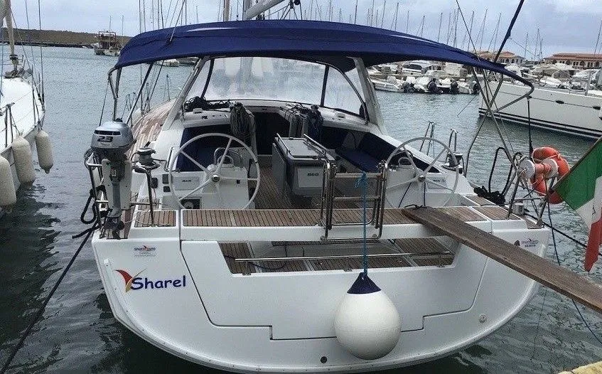 Rent a 14.6m Sailing Yacht Beneteau Oceanis 48 in La Spezia