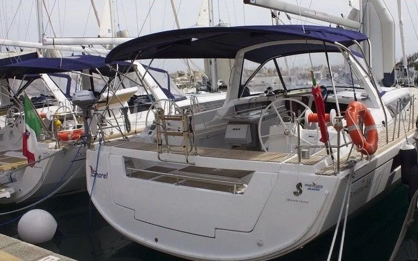 Rent a 14.6m Sailing Yacht Beneteau Oceanis 48 in La Spezia