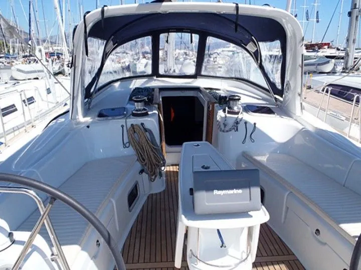 Elise Charterboot - 4