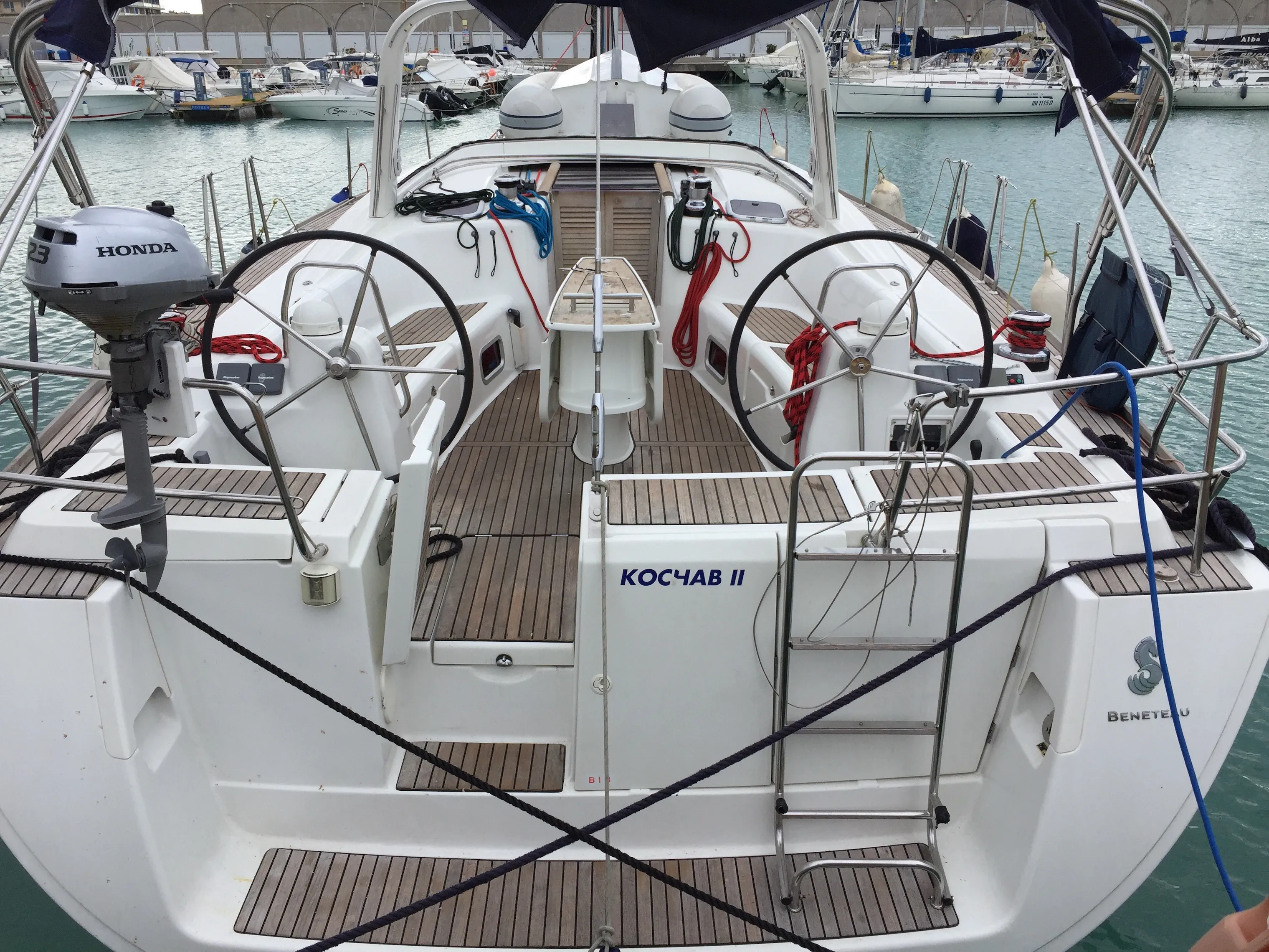 Explore Castiglioncello on a 15.42m Rental Boat