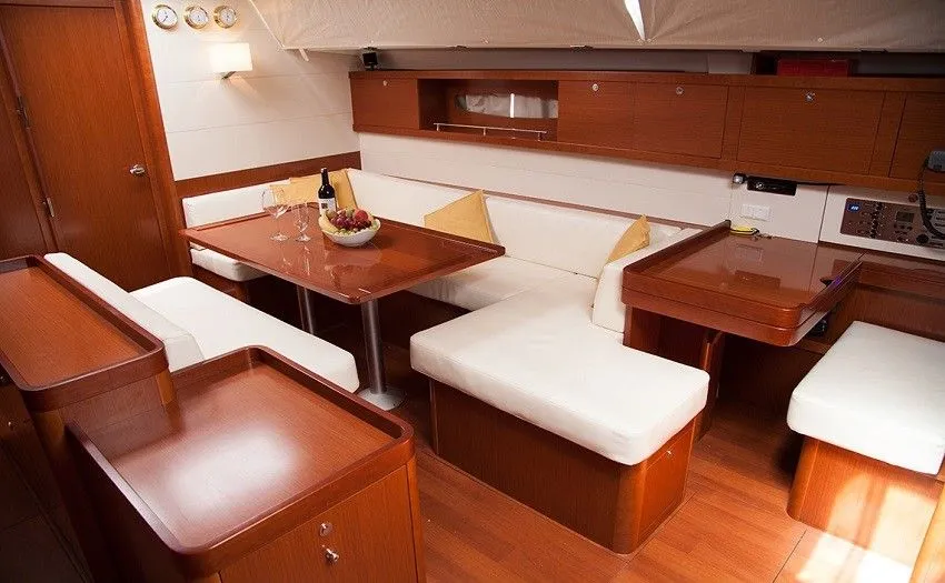 Чартер LMQ 2 - 5