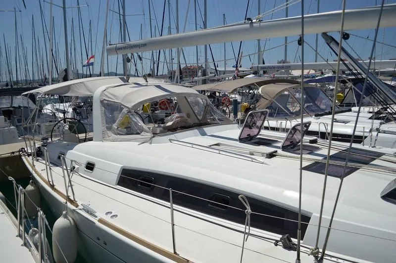 Opera Charter Boat - 5