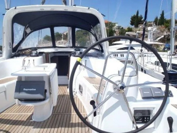 Tindra Charter Boat