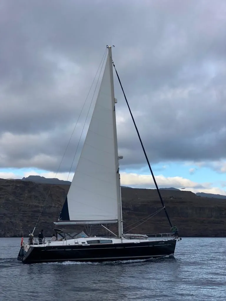White Sea 2 Charter Boat