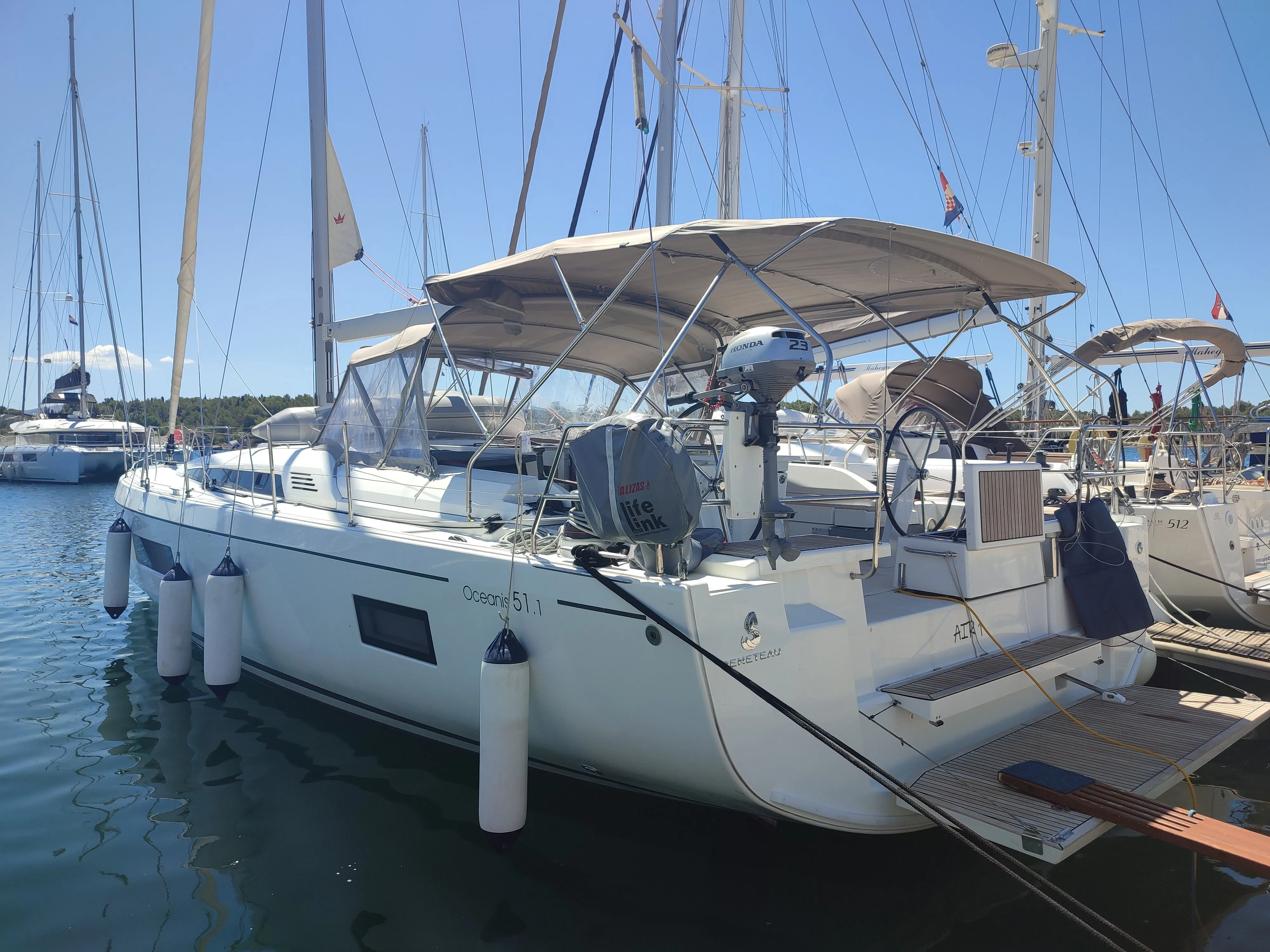 Air 1 Charterboot - 5