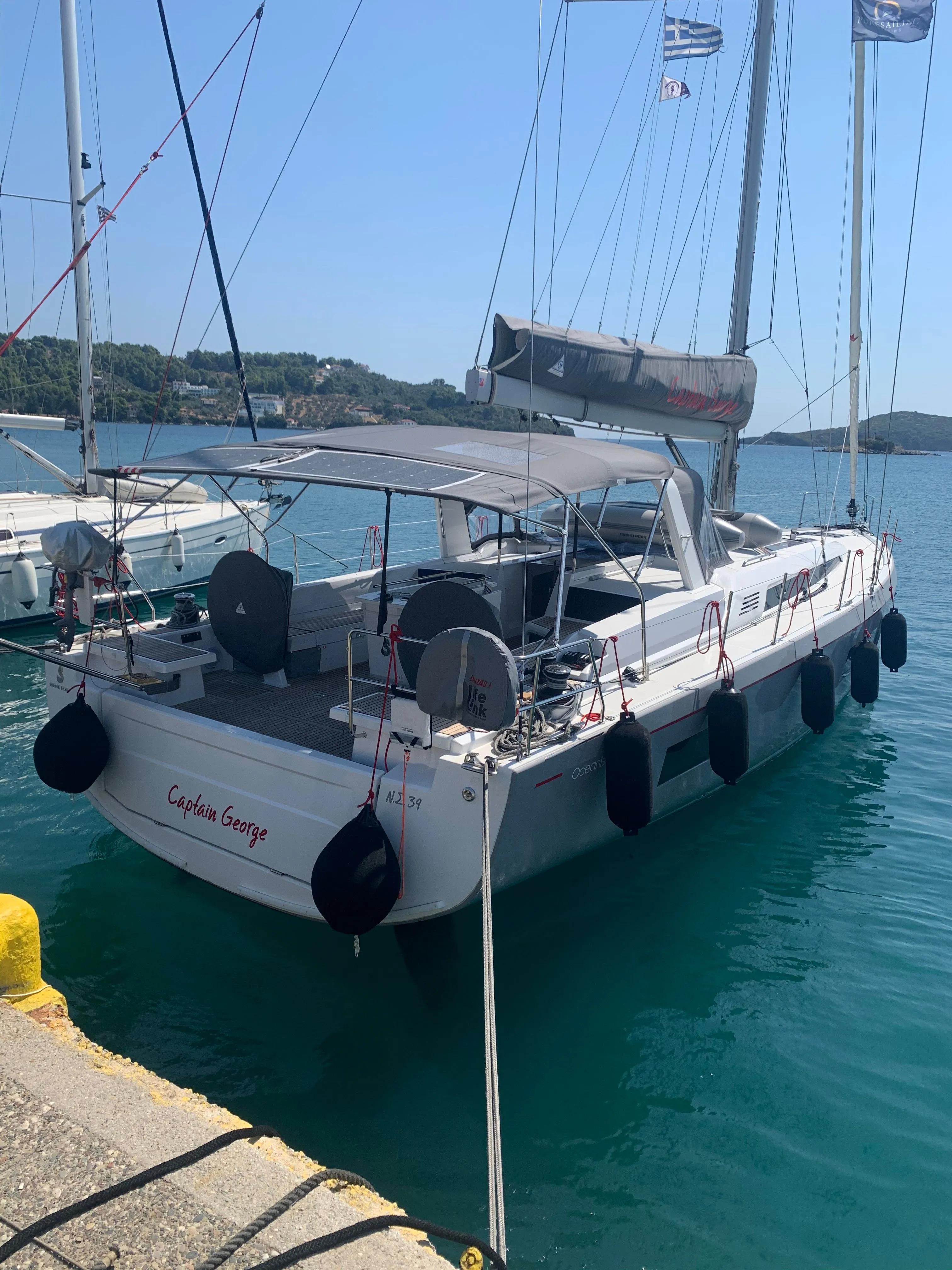 Charter a 14.98m Sailing Yacht in Skiathos Town