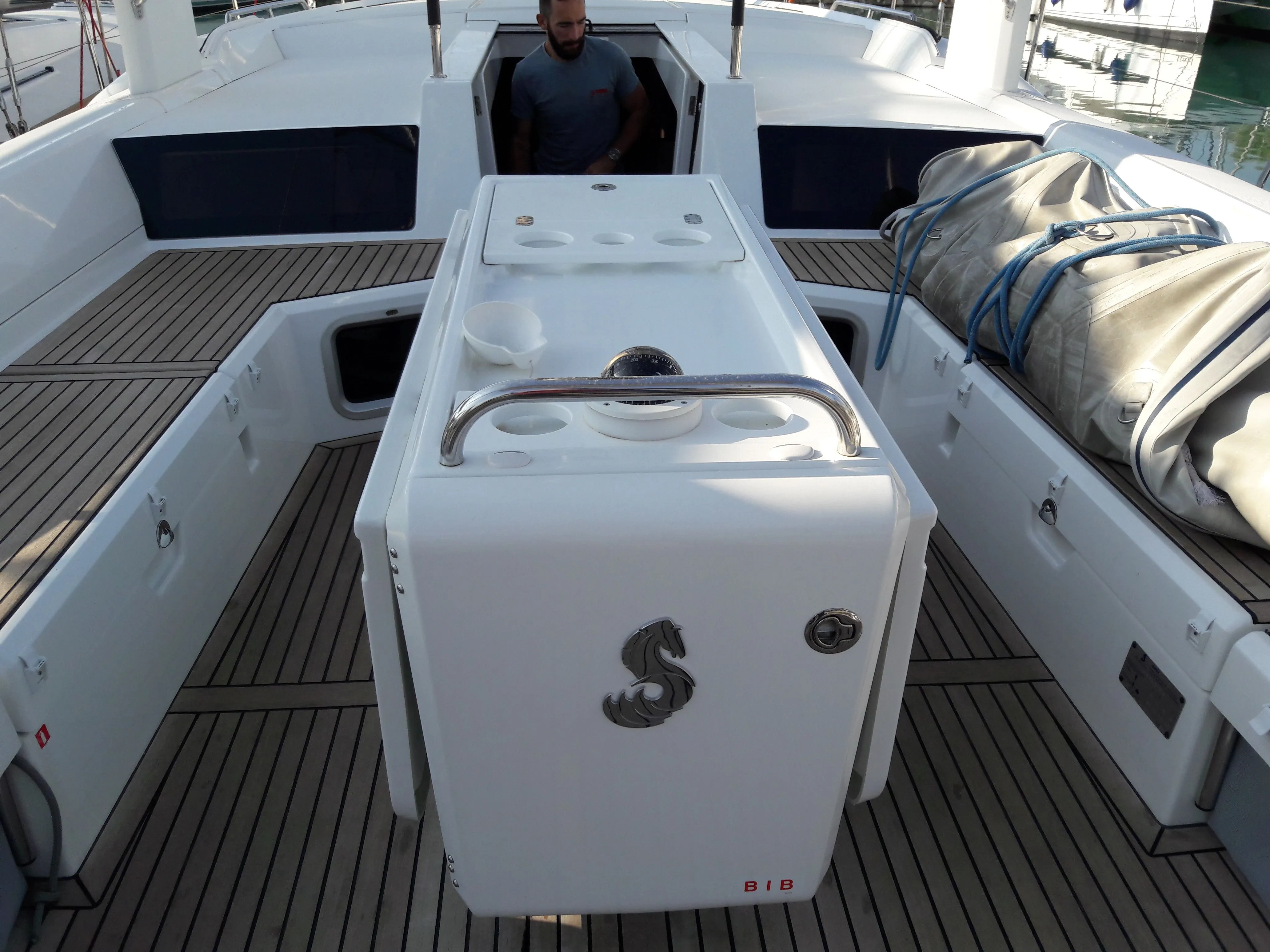 Kos 51.3 Charter Boat - 4