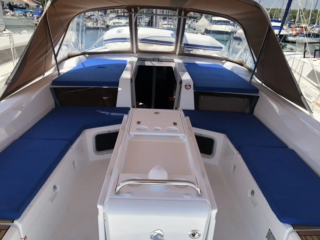 Marea Charter Boat
