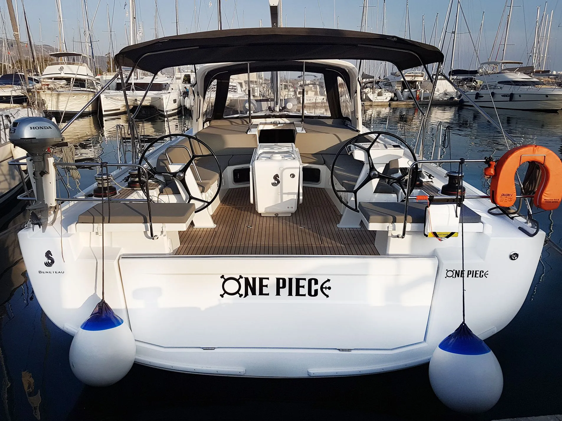 One Piece Charter Boat - 1