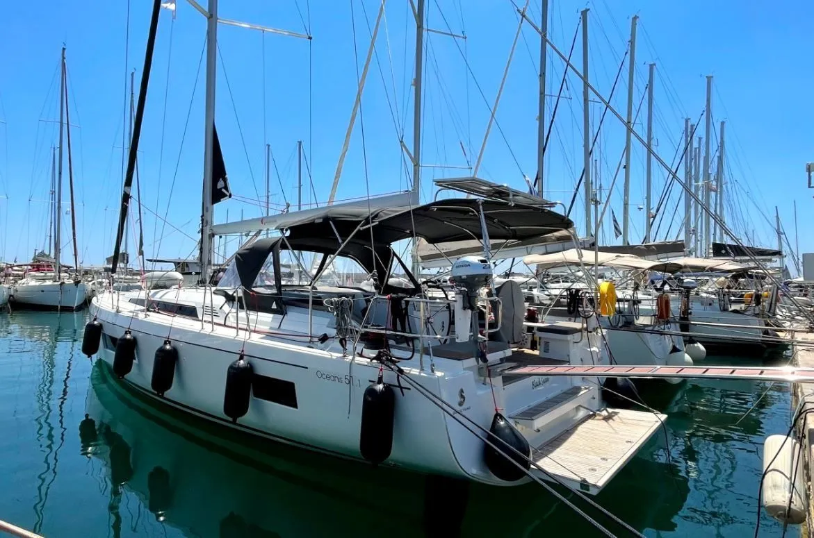 Black Swan Charter Boat