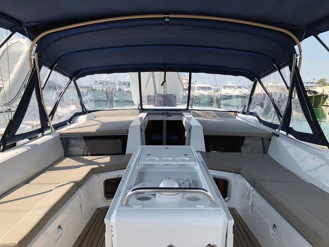 Чартер Christina - 5