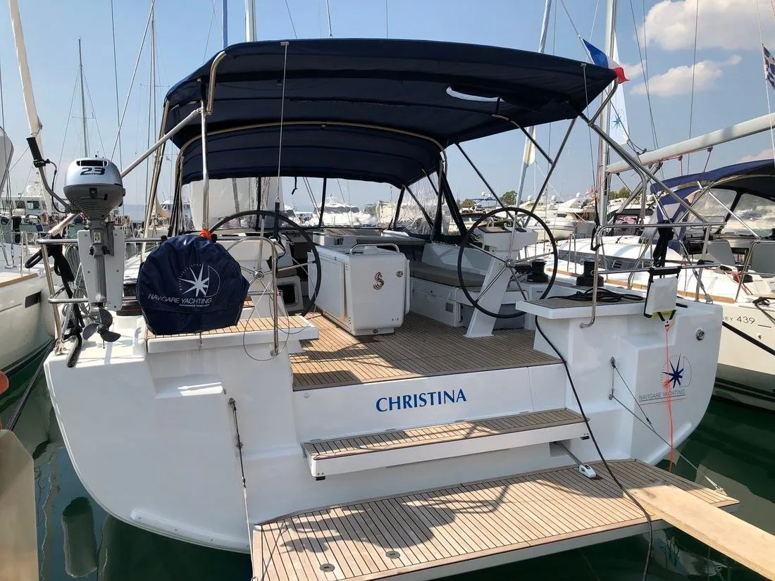 Чартер Christina - 3