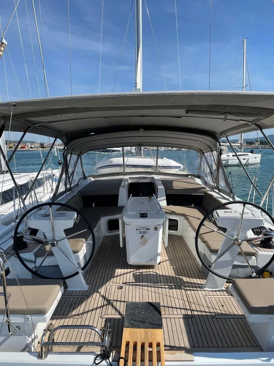 Dodo Charter Boat - 5