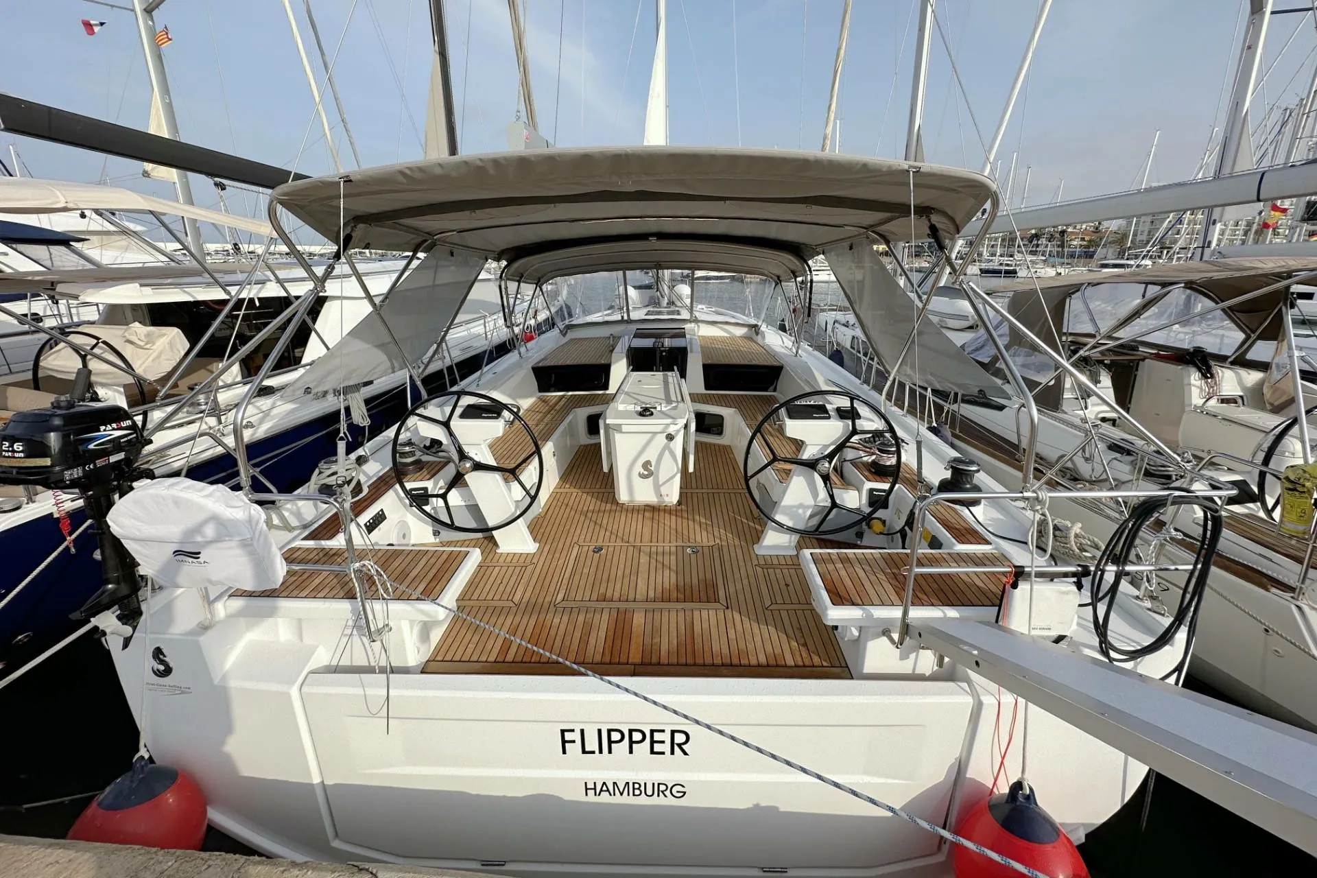 Charter a 15.94m Beneteau Oceanis 51.1 Sailing Yacht in Can Pastilla