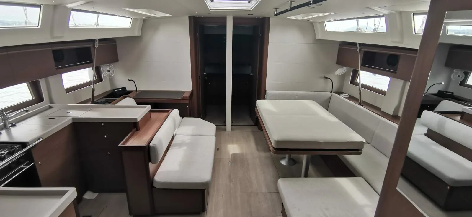 Чартер Forkys - 3