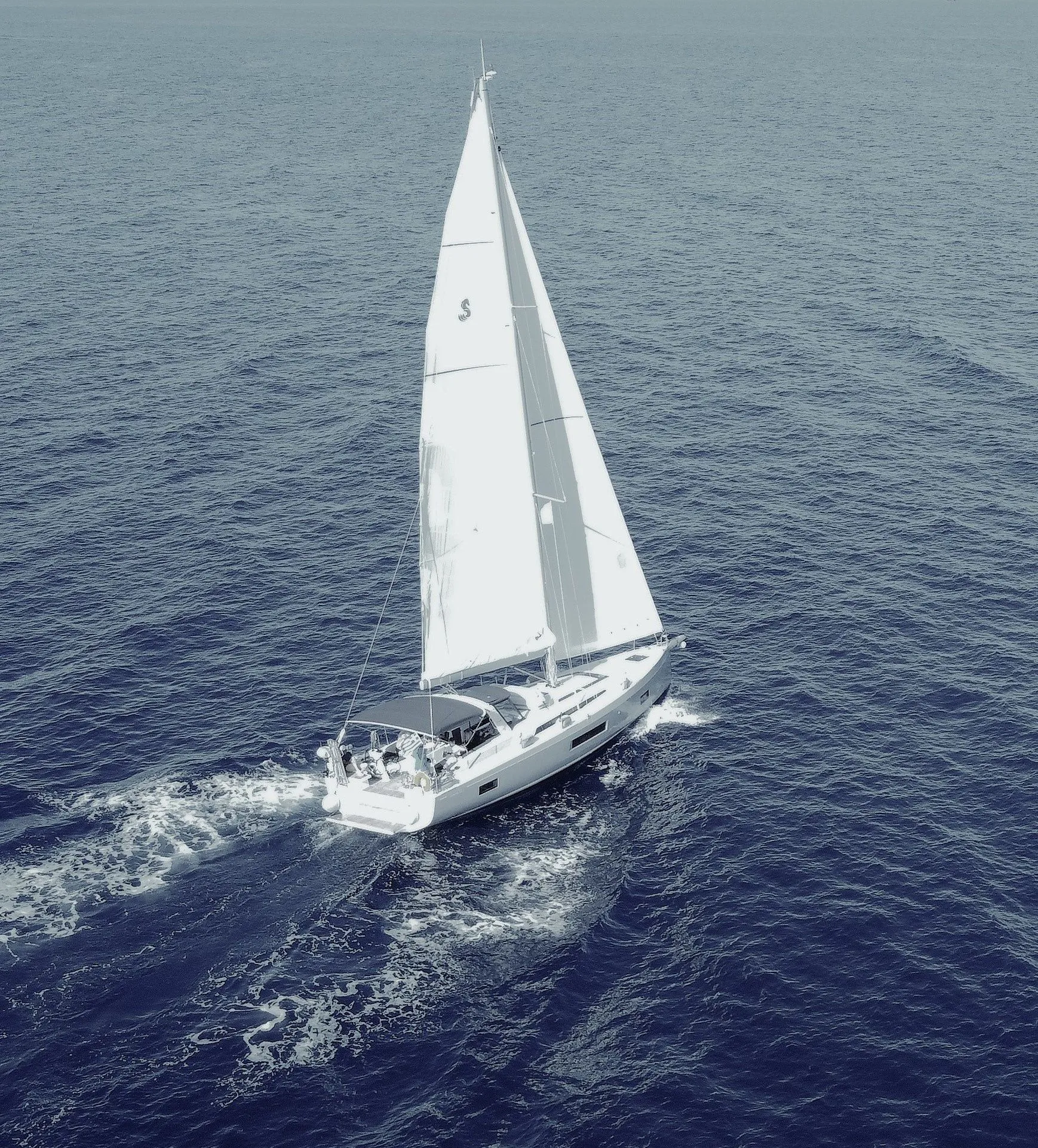 Lupo di Mare Charter Boat - 5