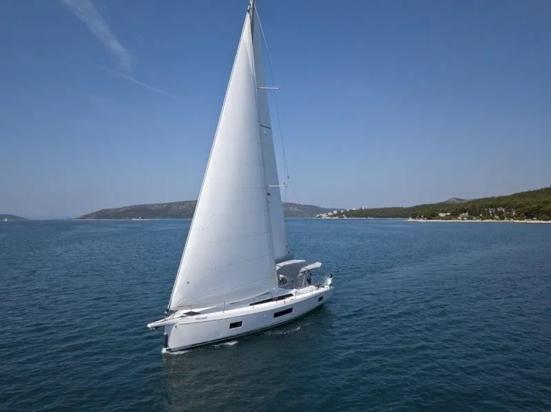 Miss Alice Mietboot - 3