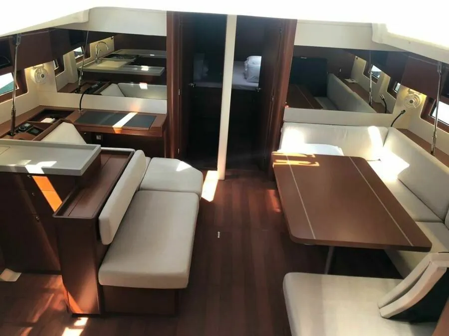 Atina Kiralık Beneteau Oceanis 51.1 15.94m Yelkenli Yat