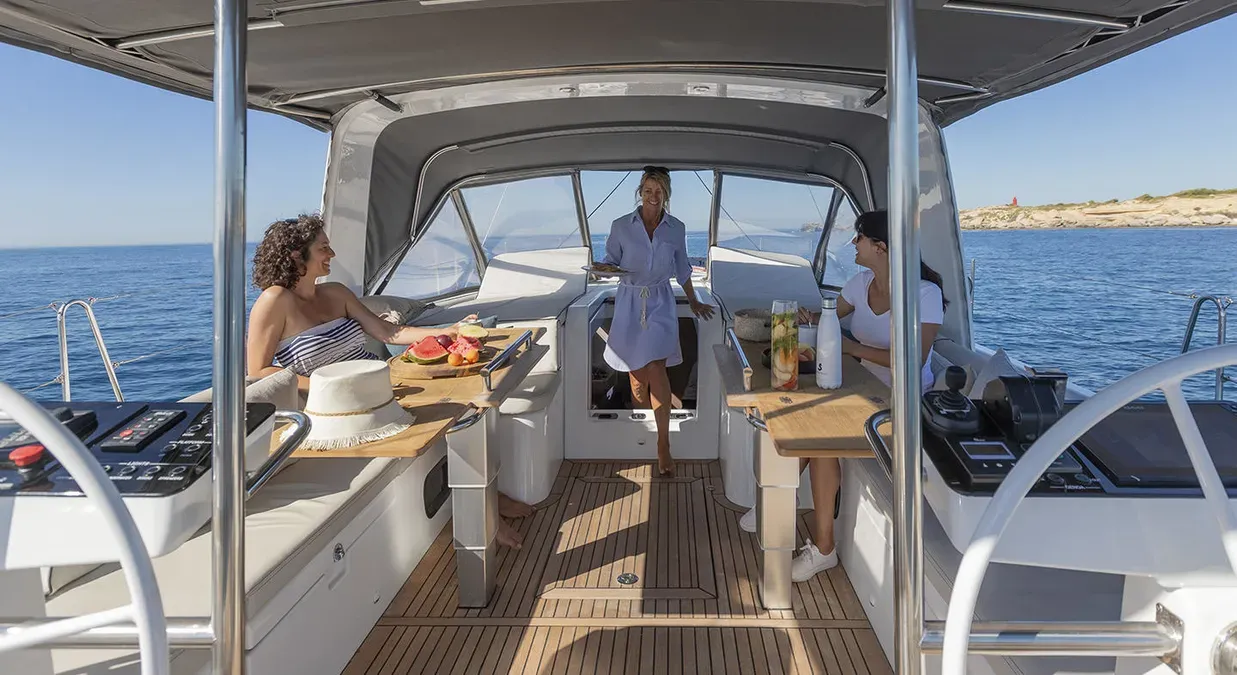 Ace Mietboot
