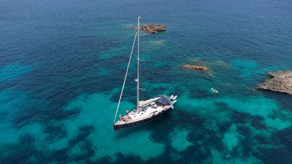 Charter a 16.2m Boat in Ta Xbiex