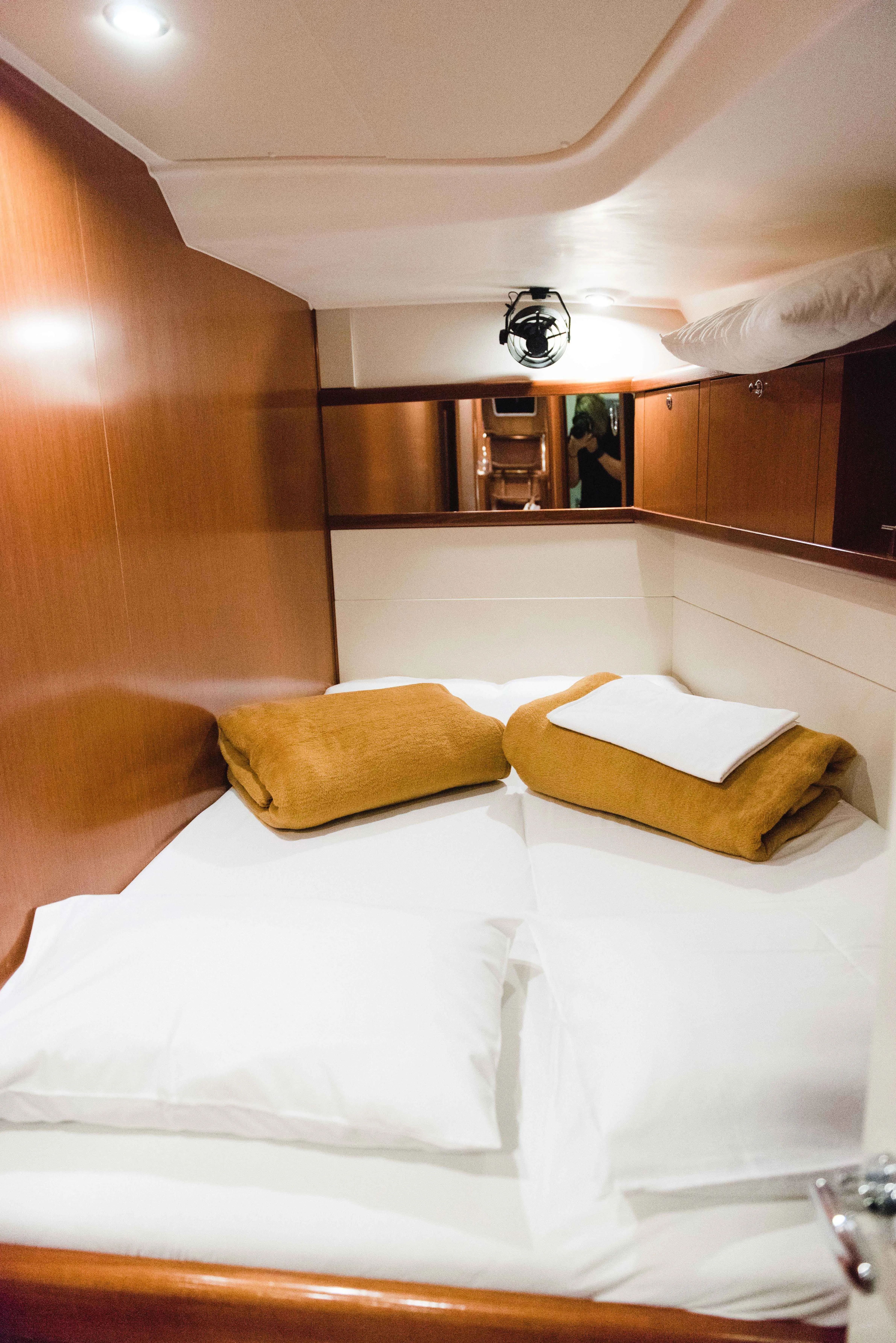 Alex Charterboot - 5